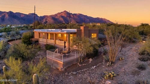 7141 N Camino De Fosforo, Tucson, AZ, 85718 | Card Image