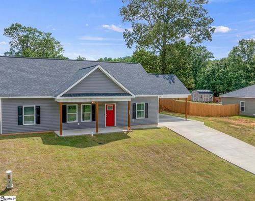 315 W Broad St, IVA, SC, 29655-9733 | Card Image