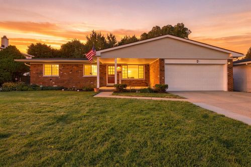 4957 Hubbard Dr, Troy, MI, 48085-5048 | Card Image