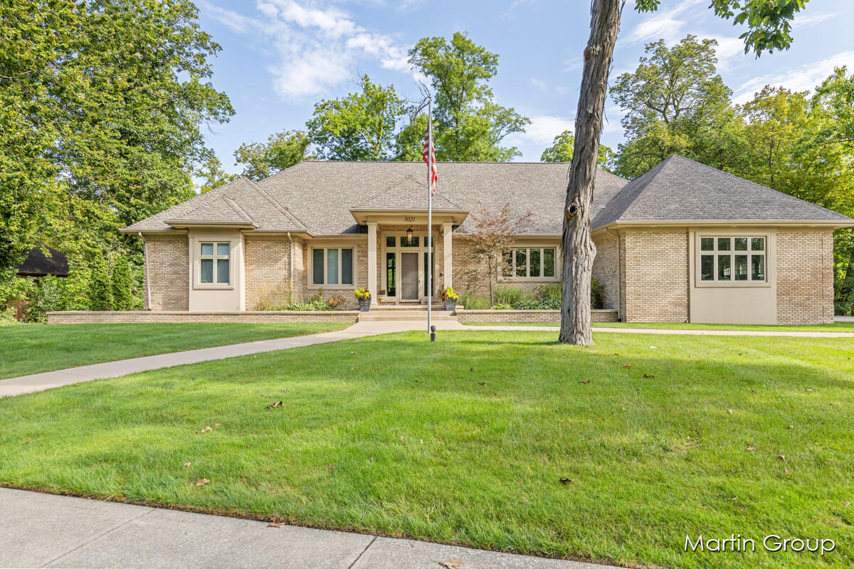 Bonnell Ave, Grand Rapids, MI 49506