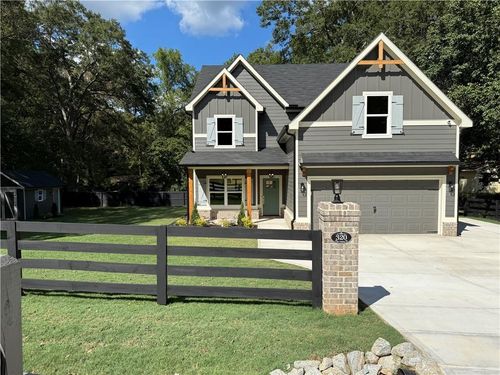 320 Pine Valley Dr, Royston, GA, 30662-2211 | Card Image