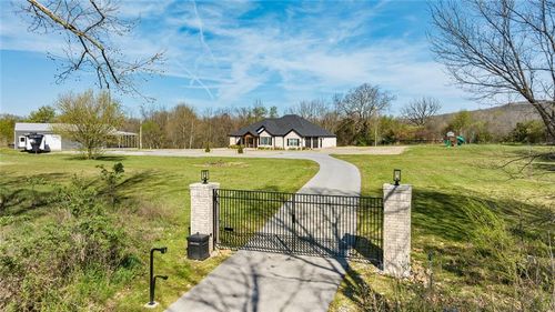 478 E Bowen Blvd, Fayetteville, AR, 72703-9721 | Card Image