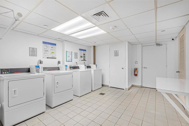 Laundry Room | Image 8