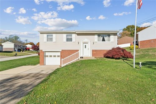 500 Greefield Ct, North Huntingdon, PA, 15642 | Card Image