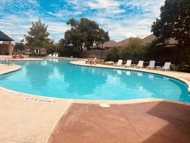 1816 Halas St, House other with 4 bedrooms, 4 bathrooms and 5 parking in Manchaca TX | Image 14