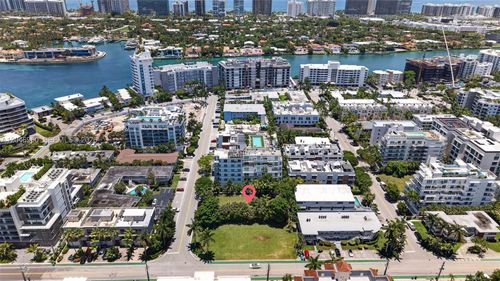 10177 W Bay Harbor Dr, Bay Harbor Islands, FL, 33154-1218 | Card Image