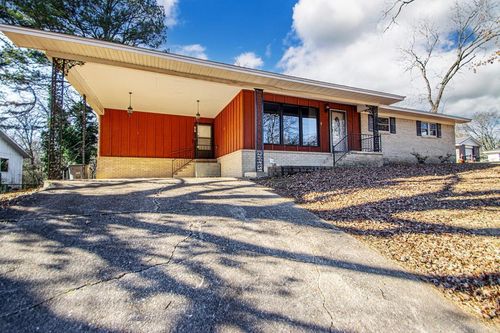 313 Cedarwood St, Hot Springs National Park, AR, 71901-8125 | Card Image