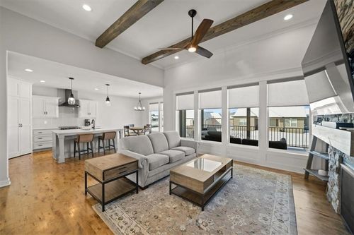 2614 Sw Farm Field Road, Lee's Summit, MO, 64082 | Card Image