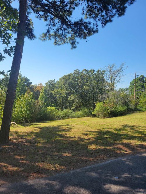 7213 Westwind Dr, North Little Rock, AR, 72113-9239 | Card Image