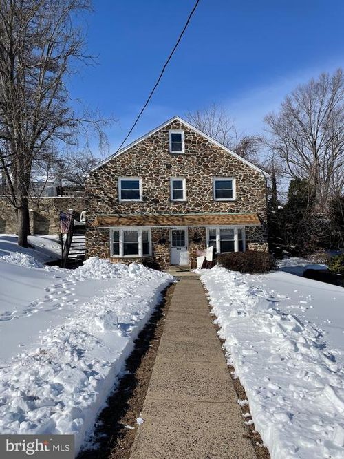 134 4th Ave, BROOMALL, PA, 19008-2320 | Card Image