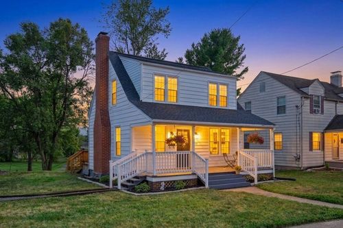 444 Florence Ave, Waynesboro, VA, 22980-3826 | Card Image