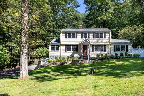 78 Blue Ridge Rd, Ridgefield, CT, 06877-2334 | Card Image