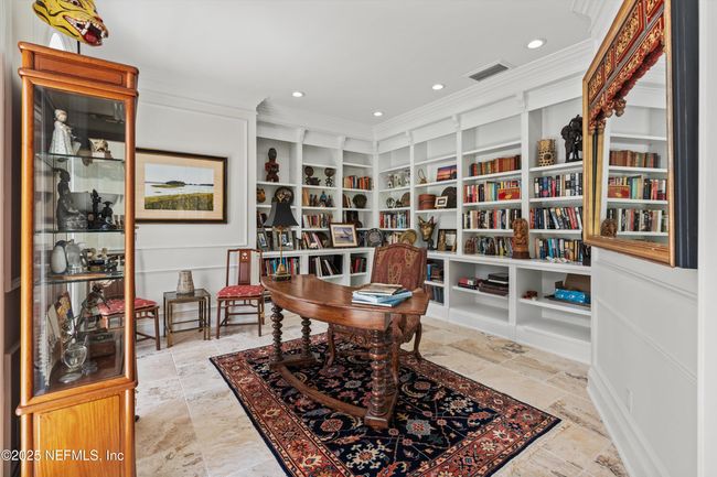 Office | Image 9
