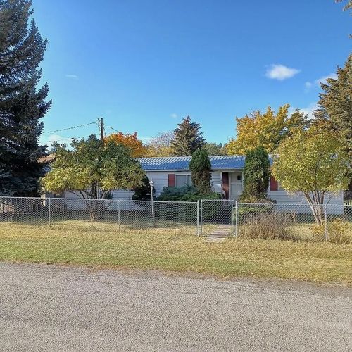 961 3rd Ave E, Eureka, MT, 59917 | Card Image