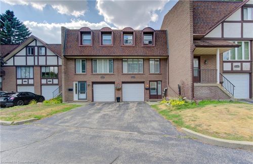 57-49 Cedarwoods Cres, Kitchener, ON, N2C2L1 | Card Image