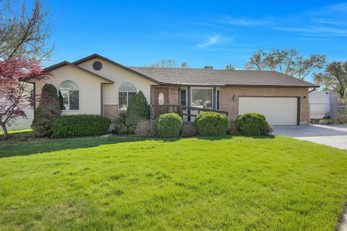 1316 S 150 E, Kaysville, UT, 84037-2890 | Card Image