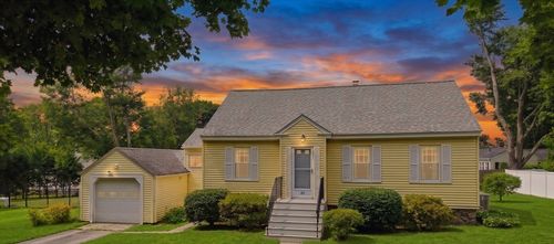 36 Holbrook Rd, North Andover, MA, 01845-3706 | Card Image