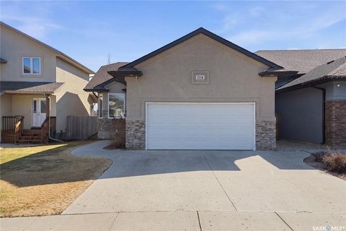 114 Fawcett Cres, Saskatoon, SK, S7T0G1 | Card Image