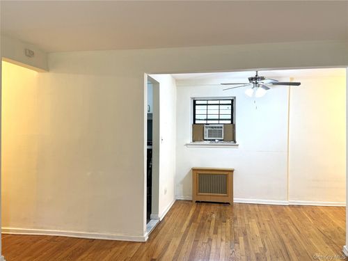 1m-144-22 78th Ave, Flushing, NY, 11367-3451 | Card Image