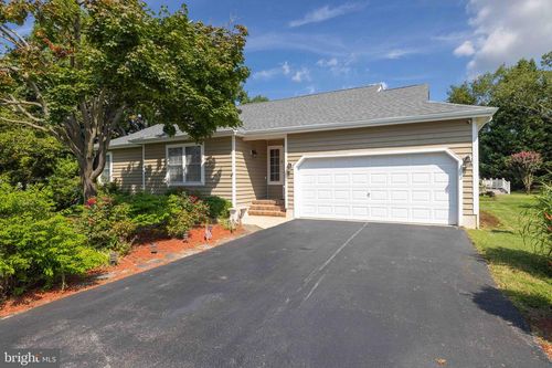 9 Lakeview Ct, LEWES, DE, 19958-8932 | Card Image