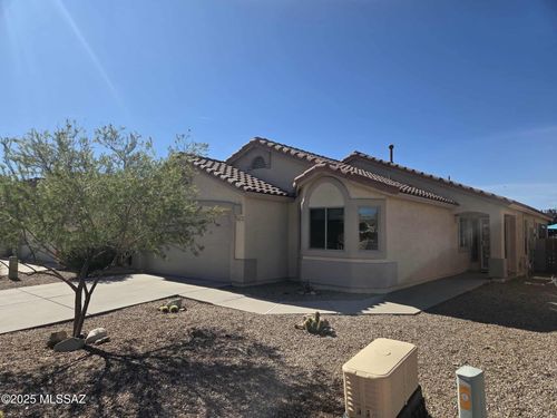 39516 S Starship Dr, Tucson, AZ, 85739-5923 | Card Image