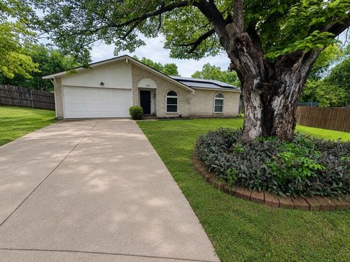 527 Shelly Ct, Duncanville, TX, 75137-4128 | Card Image