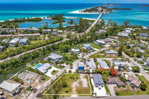 591 Russell St, LONGBOAT KEY, FL, 34228-1057 | Card Image
