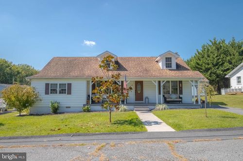 13 Forest Dr, Elkton, MD, 21921-7109 | Card Image
