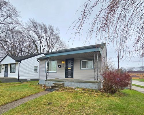 8404 Westminster Ave, Warren, MI, 48089-3047 | Card Image