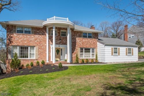 5 Robin Hill Rd, North Caldwell, NJ, 07006-4217 | Card Image