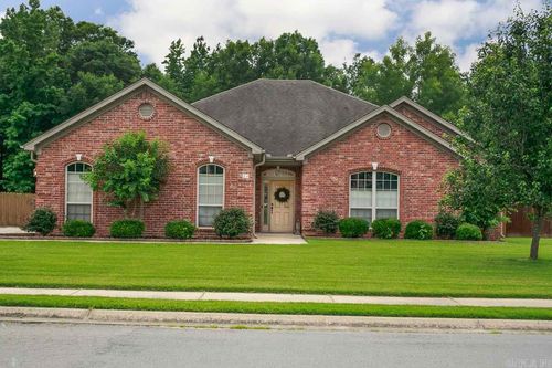 24 Lakeland Dr, Cabot, AR, 72023-7827 | Card Image