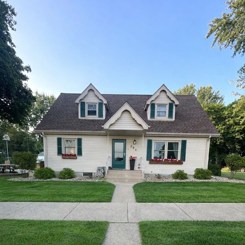 203 5th Ave N, Lakefield, MN, 56150-1275 | Card Image