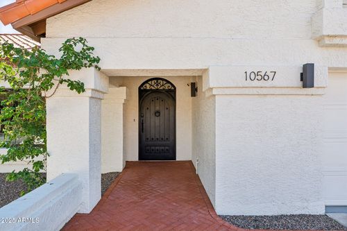 10567 E Mission Ln, Scottsdale, AZ, 85258-5759 | Card Image