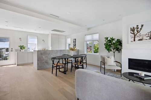 3225 Clark Dr, Vancouver, BC, V5V4Y1 | Card Image