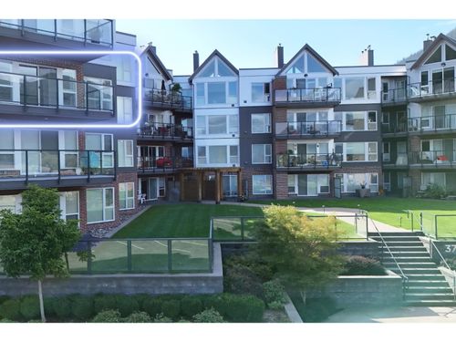 320-378 Esplanade Ave, Harrison Hot Springs, BC, V0M1A3 | Card Image