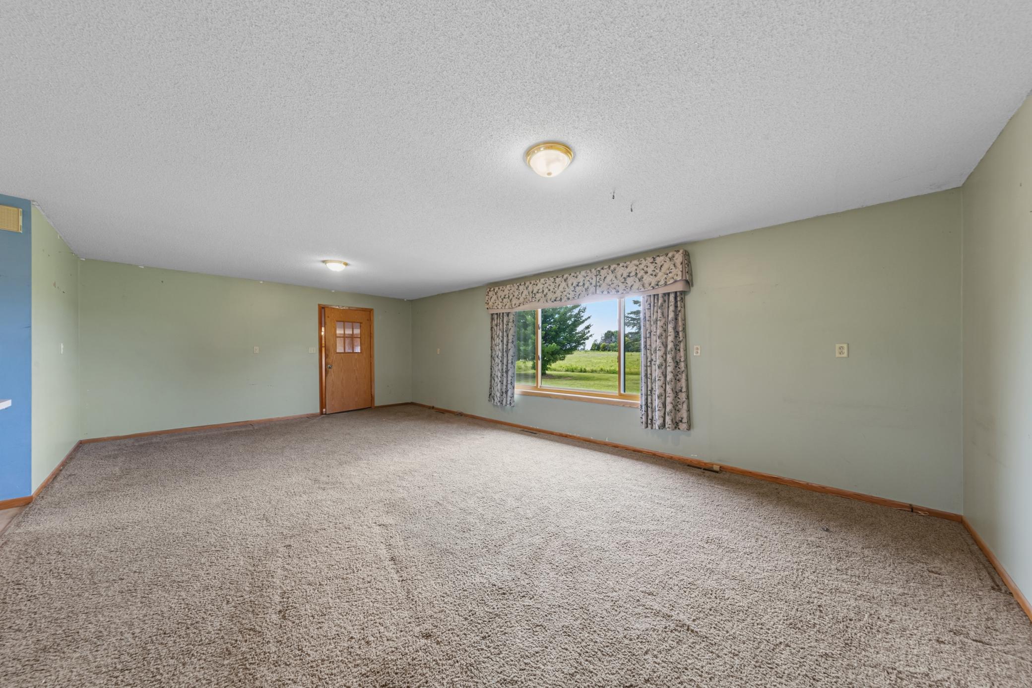 Residential in Blooming Prairie 4