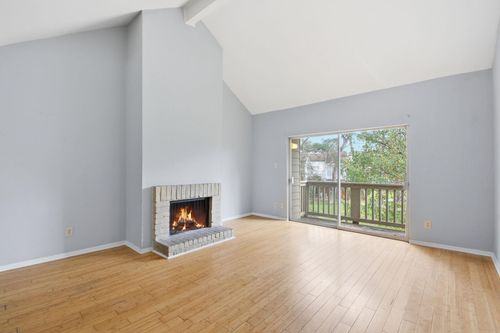 apt-576-2100 Tanglewilde St, Houston, TX, 77063-1266 | Card Image