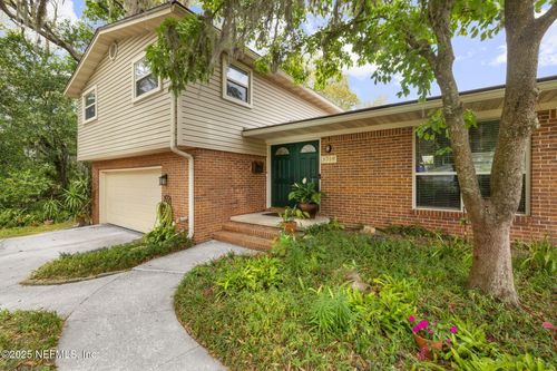 5719 Saint Isabel Dr, Jacksonville, FL, 32277-1761 | Card Image