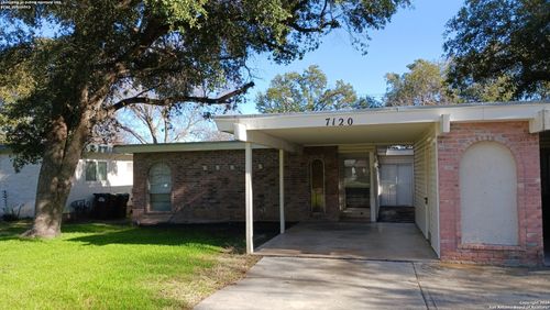 7120 Larksong St, Leon Valley, TX, 78238-1326 | Card Image
