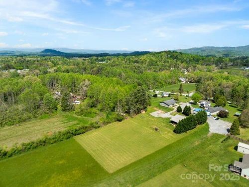 67 Twin Elm Knl, Hendersonville, NC, 28792-7903 | Card Image