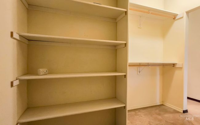 1005 Viola Ln, House other with 5 bedrooms, 3 bathrooms and null parking in Viola ID | Image 25