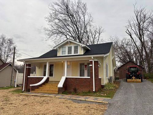 40 Line St, Cadiz, KY, 42211-5904 | Card Image