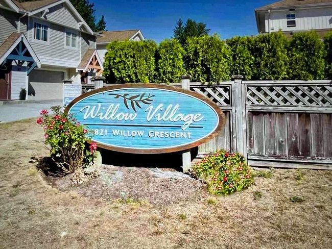 52 - 1821 Willow Crescent, Townhouse with 3 bedrooms, 1 bathrooms and 2 parking in Squamish BC | Image 2