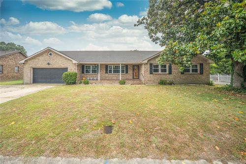 1365 Independence Blvd, Virginia Beach, VA, 23455-4909 | Card Image