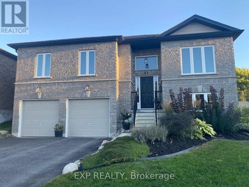 51 Hunter Ave, Victoria Harbour, ON, L0K2A0 | Card Image