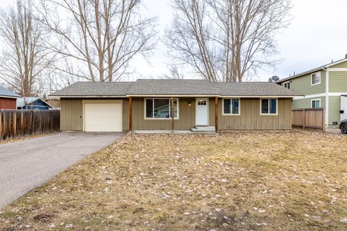 702 Waverly Pl, Whitefish, MT, 59937-2321 | Card Image