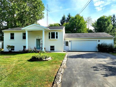 39 Delmar Dr, House other with 3 bedrooms, 2 bathrooms and 2 parking in Pymatuning Twp PA | Image 1