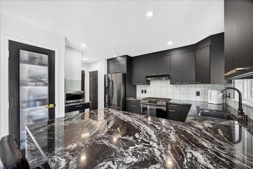 1705 Patterson View Sw, Calgary, AB, T3H3J9 | Card Image