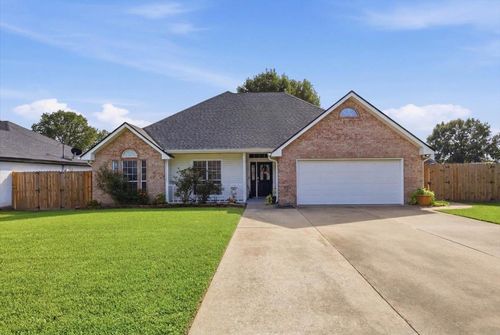 6415 Tyler Circle, Lumberton, TX, 77657 | Card Image