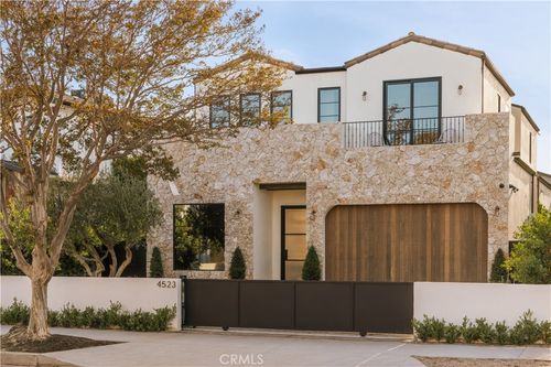 4523 Katherine Ave, Sherman Oaks, CA, 91423-2708 | Card Image